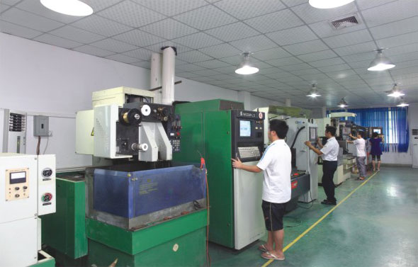 CNC wire cutting machining center